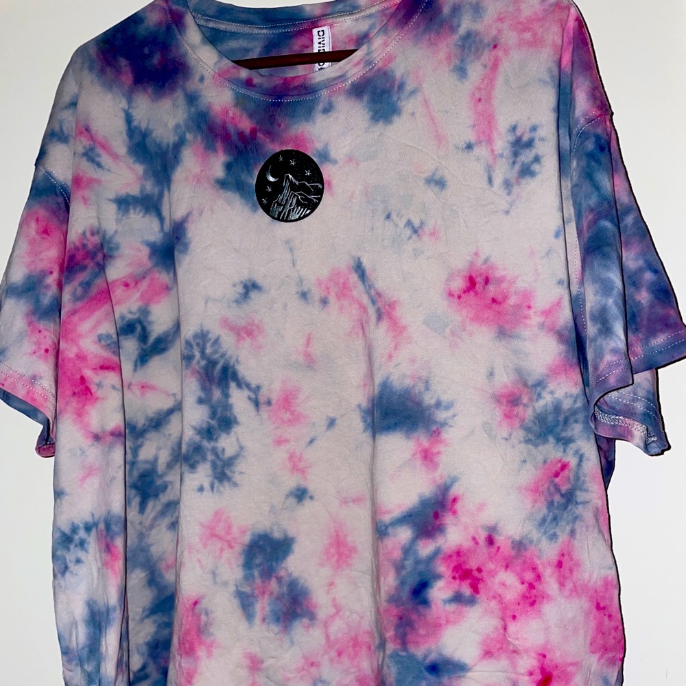 H & M Divided brand women’s tie dye t-shirt